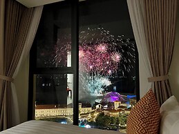 Nice Seaview-Kiss bridge-Firework-Sunset