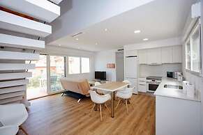 Marina A6 With 3 Bedrooms and 2 Bathrooms
