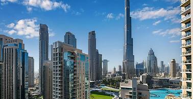 LUX The Burj Khalifa Fountain View Suite 3