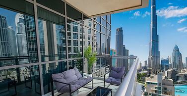 LUX The Burj Khalifa Fountain View Suite 3