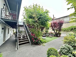 MAISON LIA
