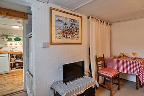 Cottage in Praa Sands Near the Beach