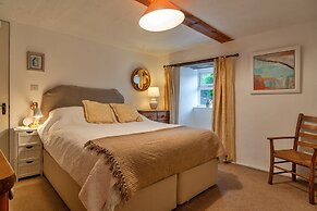 Cottage in Praa Sands Near the Beach