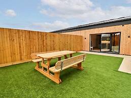 Holiday Home in Cotswolds With Hot Tub