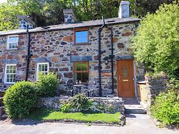 4 Old Tanrhiw