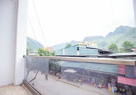 Quyenly Motel