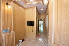 Quyenly Motel