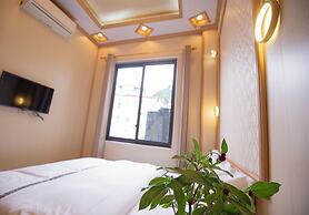 Quyenly Motel