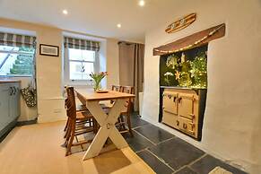 Cottage in Cawsand Near the Beach
