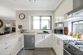 Kozyguru | Marsden Park | Charming 5Bed + Backyard