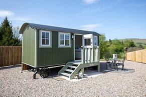 Cabin for 2 With Walks, Wifi, bat and Restaurant