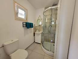 Single-storey Holiday Homes, Swimming Pool