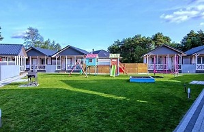 Single-storey Holiday Homes, Swimming Pool
