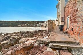 Seaside Escape in Newquay, No Deposit