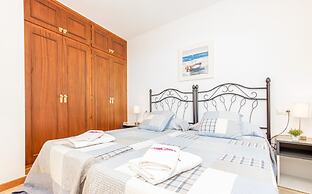 1 Bedroom Apartment Near Nova Beach