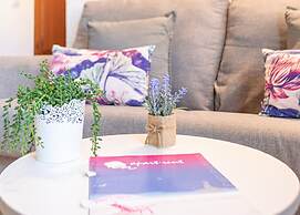 1 Bedroom Apartment Near Nova Beach