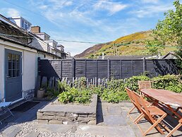 Glan yr Afon