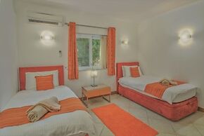 Monte Laranja Apt in Lagos
