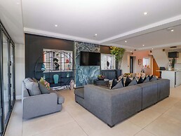 Forest Lodge