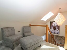 Forest Lodge