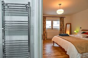 Coach House by Holcombe Beach & Coastal Path