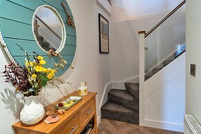 Coach House by Holcombe Beach & Coastal Path