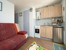 Apartment in Agde for Four Guests