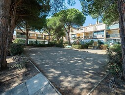 Apartment in Agde for Four Guests