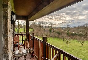 Bungalow in Cornwall With Orchard Views