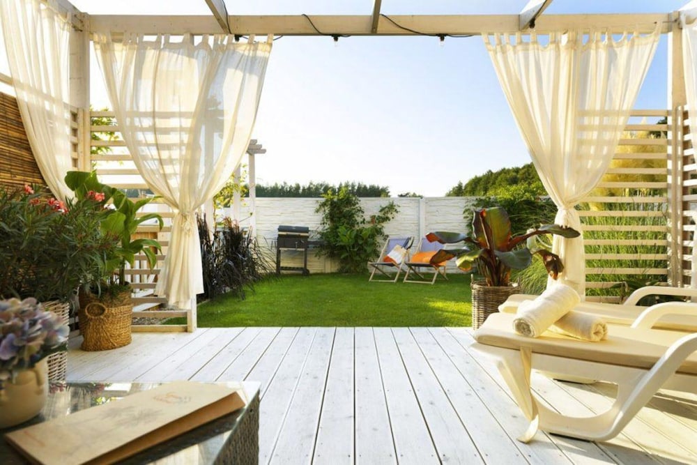 Beachside House in Kopan With Heated Pool
