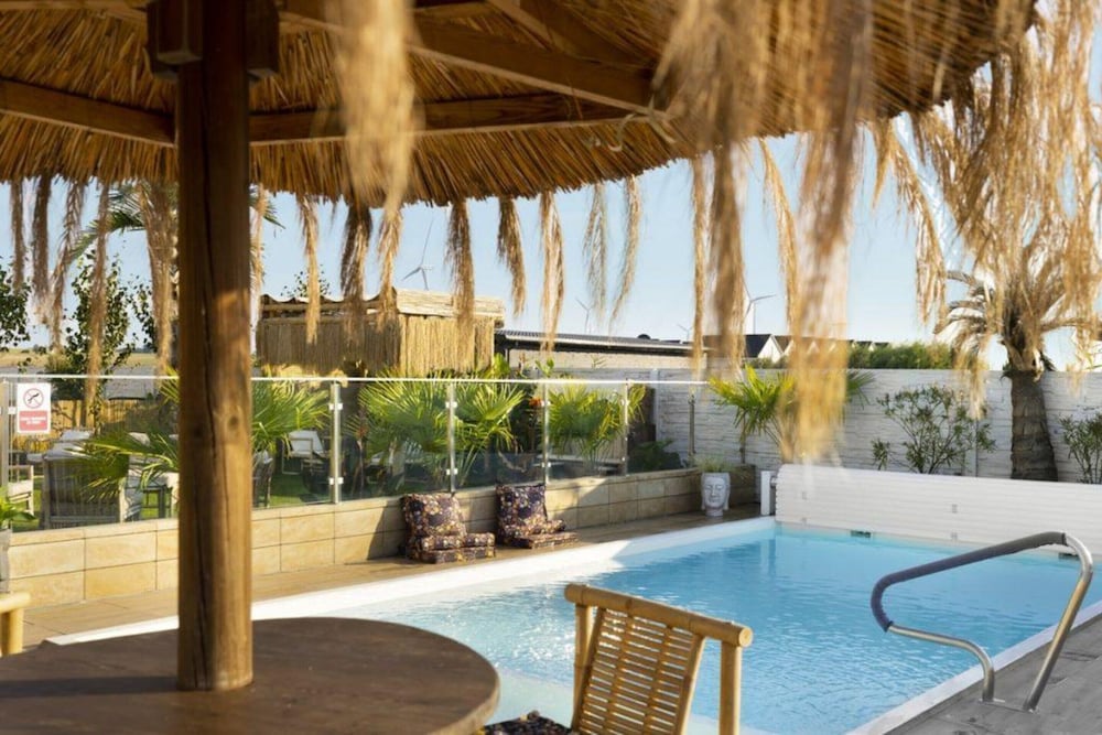 Beachside House in Kopan With Heated Pool