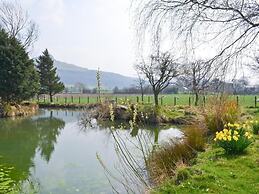 Cottage in North York Moors With Scenic Trails