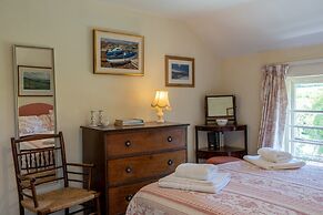 Charming Holiday Cottage in Wirthypool, No Deposit