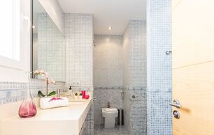3-bedroom Apartment With sea View