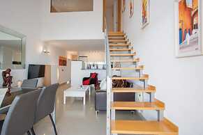 3-bedroom Apartment With sea View