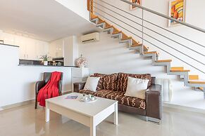 3-bedroom Apartment With sea View