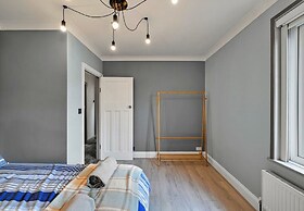 Cottage in Devon Near Tarka Trail & Beaches