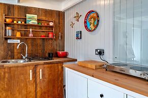 Watchtower Cottage in Cornwall, No Deposit