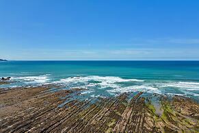 Lodge in Cornwall With Widemouth Bay Views