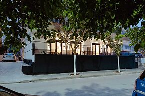 Gloal Suites Residence