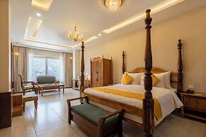 Sterling Kastoori Rudraprayag