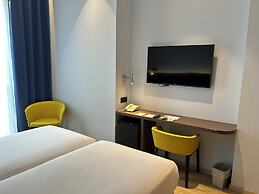 Hotel Chi