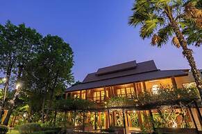 Vanasin Residence