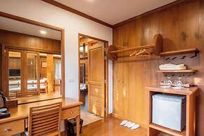 Vanasin Residence
