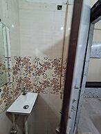 Hotel Raj Dx