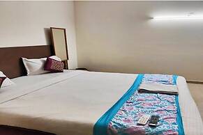 Hotel Raj Dx