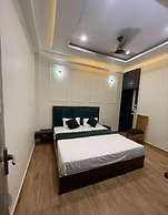Hotel Lotus Inn