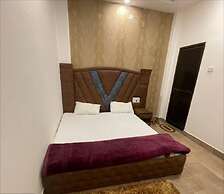 Hotel Lotus Inn