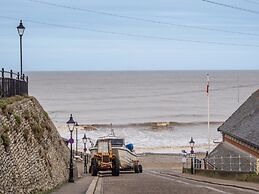 Townhouse in Cromer Near Sandy Beaches