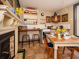 Townhouse in Cromer Near Sandy Beaches